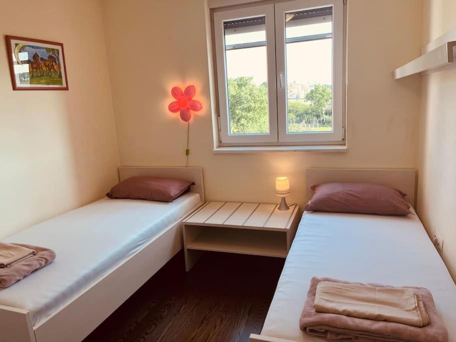 Mima Apartment พูลา ภายนอก รูปภาพ