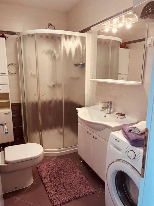 Mima Apartment พูลา ภายนอก รูปภาพ